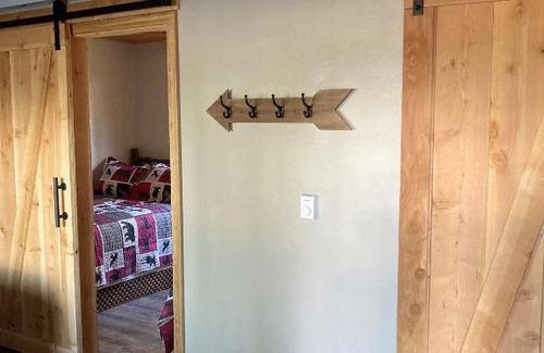 Chester Hotel | Lake Almanor Lodge