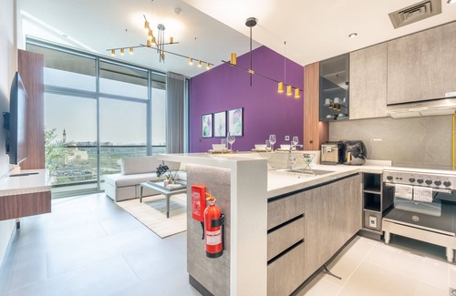 Jumeirah Lake Towers Apartment | Lake and City Views 1BR, Short Distance to Metro