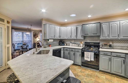 Cadiz House | Lake Barkley Home with Fire Pit & Private Dock!
