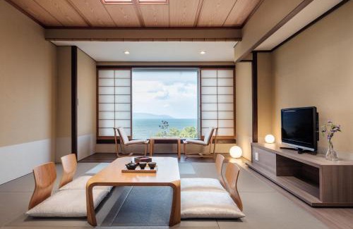 Takarabune Onsen Resort | Lake Biwa Marriott Hotel