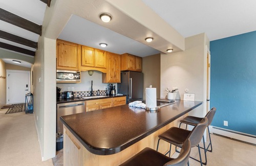 Dillon Apartment | Lake Cliffe #307, Building A