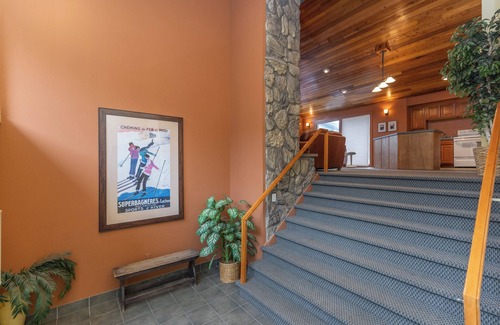 Dillon Apartment | Lake Cliffe #307, Building A