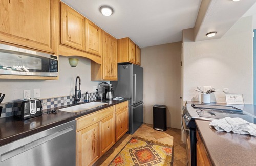 Dillon Apartment | Lake Cliffe #307, Building A