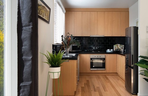 Daylesford Villa | Lake Como Villa- Lake Daylesford on your doorstep