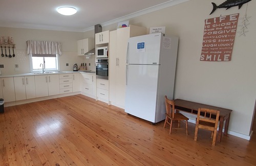 Lake Conjola House | Lake Conjola Absolute private waterfront in your backyard - Private Jetty
