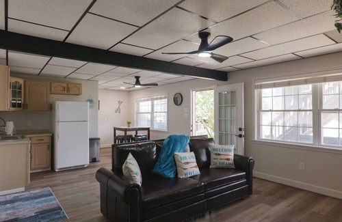 Willis House | Lake Conroe Party Paradise Pvt Dock Sunset Views