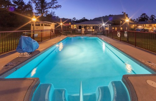 Conroe Villa | Lake Conroe Vacation | 5 Pools + 18-Hole Mini Golf