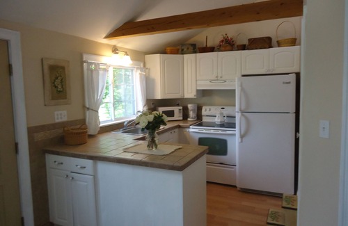 Northwood Cottage | Lake Cottage 1-bedroom, Peaceful, Includes Boat, Kayak, Fishing, Swimming, Wi-Fi