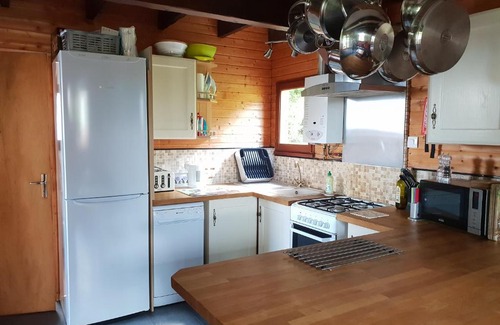 Saint-Germain-de-Tallevende-la-Lande-Vaumont Cabin | Lake Dathee Lodge
