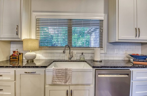 Florence House | Lake Daze: Reserve Your Peaceful Luxury Lake House Escape