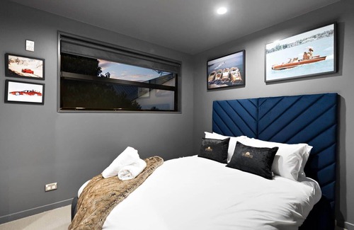 Lake Hayes House | Lake Erskine Retreat - The Ultimate Health & Wellbeing Retreat