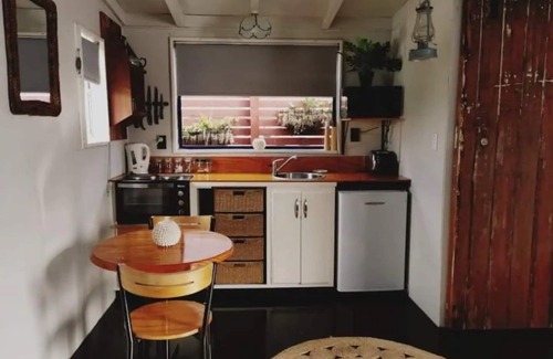 Lake Ferry Cabin | Lake Ferry Bach @lake Onoke South Wairarapa and Spa