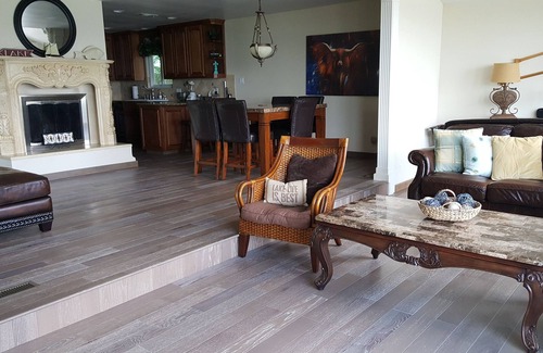 Gate Hollow Estates House | Lake Front Home with Beautiful View on Lake Travis