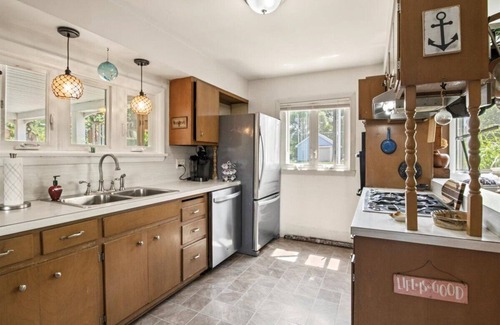 North Greece Cottage | Lake Front Two Bedroom Cottage!