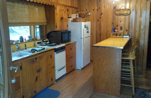 Lake George Cabin | Lake George cabin with private association beach, patio, deck and all amenities!