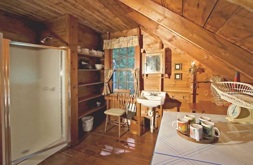 Huletts Landing House | Lake George Lakeside Historic 1876 Camp