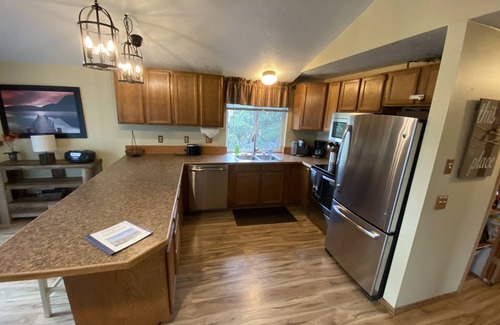 Prineville House | Lake house at Prineville Reservoir