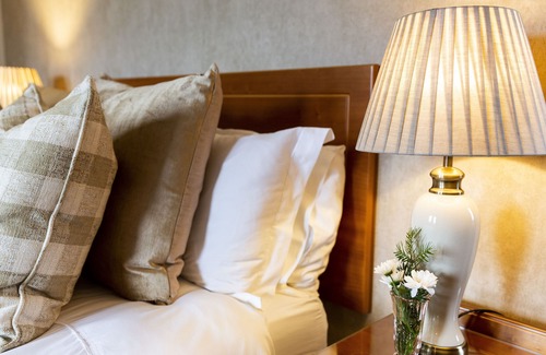 Dunmanway Bed & Breakfast | Lake House B&B