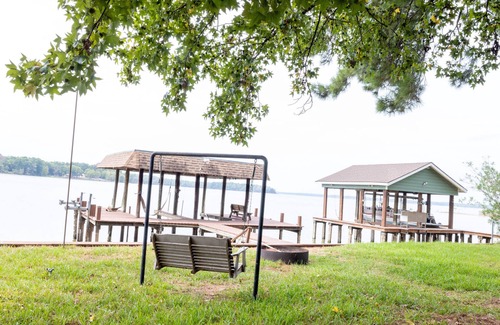 Pointblank House | Lake House on Lake Livingston, TX