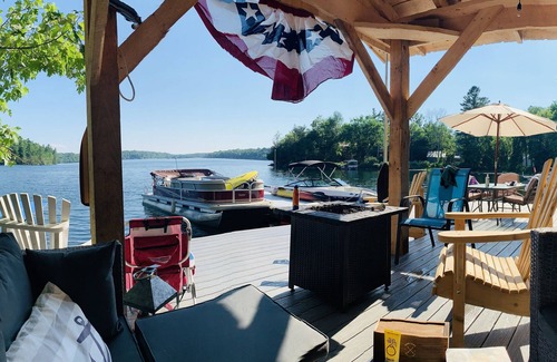 Town of Macomb Cottage | Lake House