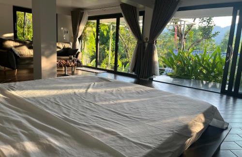 Ha Giang Bed & Breakfast | Lake House