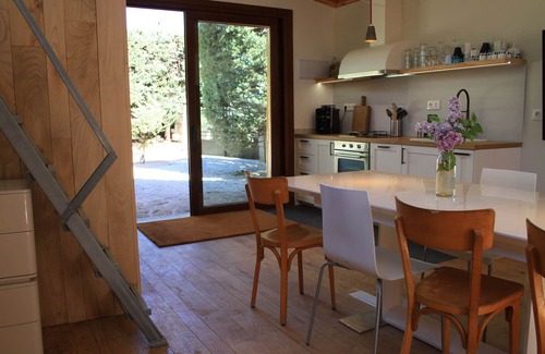 Valdemorillo Cottage | LAKE HOUSE WITH PRIVATE POOL. 30 MINUTES FROM THE CENTER OF MADRID.