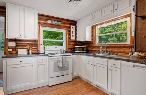 St Ignace House | Lake Huron Beachfront Home~Mackinac Island Views!