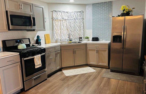 Bodfish Hotel | Lake Isabella Cozy Stay