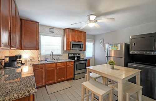 Acworth Apartment | Lake Life A - Apartment in Downtown Lake Acworth