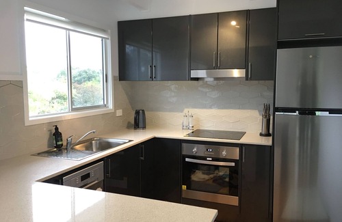 Burrill Lake House | LAKE LIFESTYLE is situated at the HART of Burrill Lake