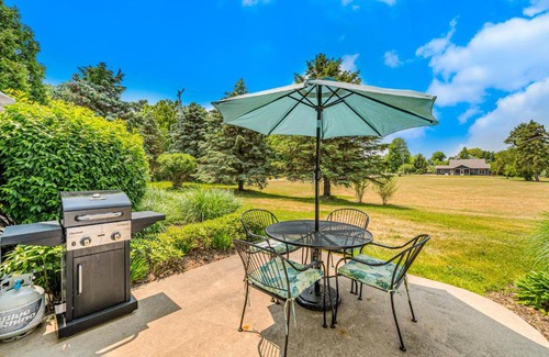 Douglas Apartment | Lake Living at Northern Lights Condo 10