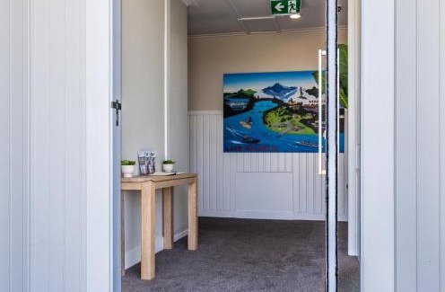 Mangakino Cabin | Lake Maraetai Lodge