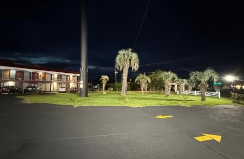 Santee Hotel | Lake Marion Inn