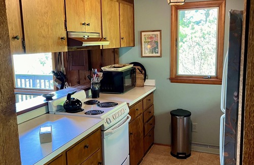 Pentwater Cottage | Lake Michigan Waterfront Cottage on 7 acres-Labor Day Weekend Still Available