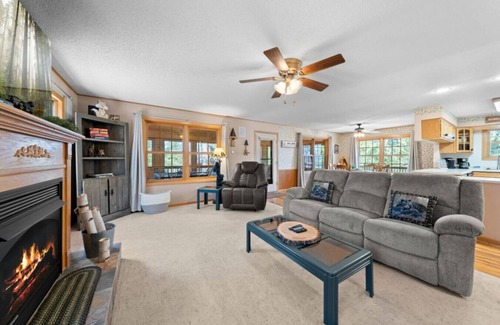 Markville Apartment | Lake Minerva w/Dock bring boat on Trails