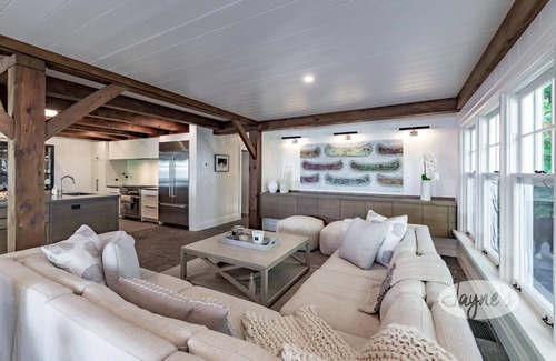 Muskoka Lakes Cottage | Lake Muskoka Private Island! 13 Bedrooms! 6 Beaches! Gym! Tennis Court!