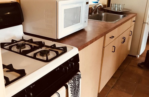 Lake Wales Cottage | Lake of the Hills Cottage - Sleeps 4