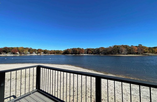 Ridge House | Lake Panamoka Bliss 3BR High End Home, Lakeside