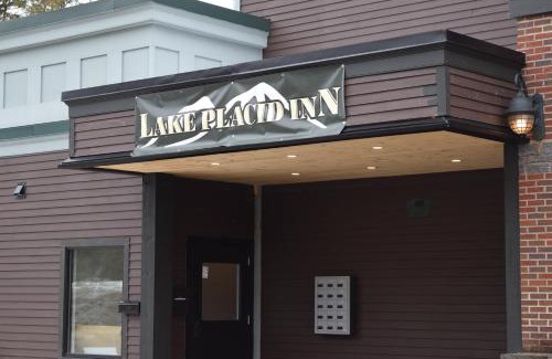 Lake Placid Hotel | Lake Placid Inn: Main Street