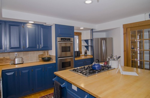 Derby House | Lake Salem Waterfront Estate - Sleeps 14