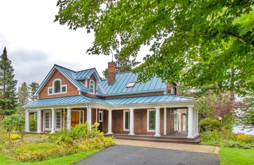 Derby House | Lake Salem Waterfront Estate - Sleeps 14