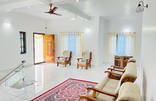 Kakabe House | Lake Side Stay
