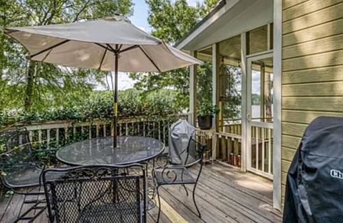 Eatonton Cottage | Lake Sinclair Waterfront Cottage