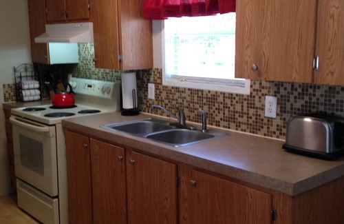 Quincy Cottage | Lake Talquin Waterfront Vacation Rental