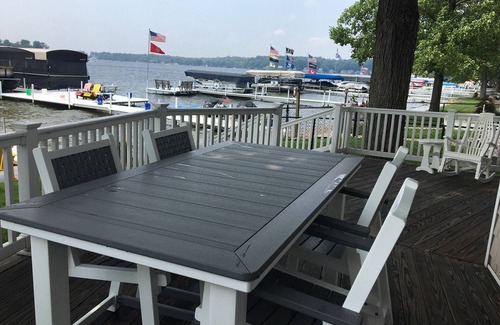 Leesburg House | Lake Tippecanoe Lake House - Anchor Inn