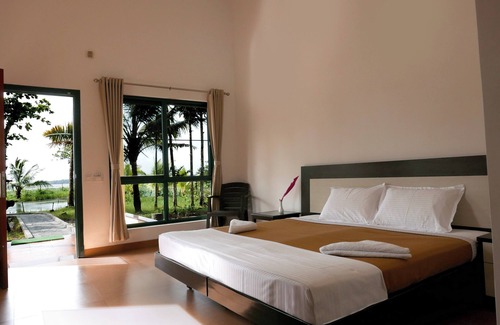 Andhakaranazhy Resort | Lake Vechoor Villas By BRDGE HOSPITALITY