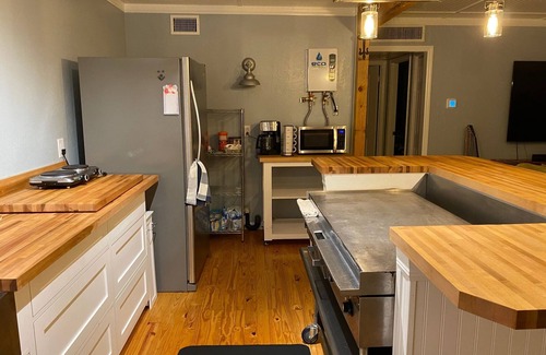 Highland House | LAKE VIEW COTTAGE GETAWAY
