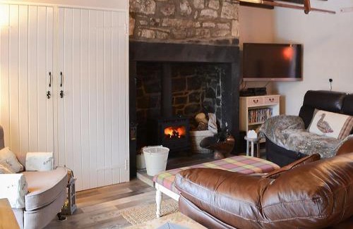 Hexham House | Lake View Cottage
