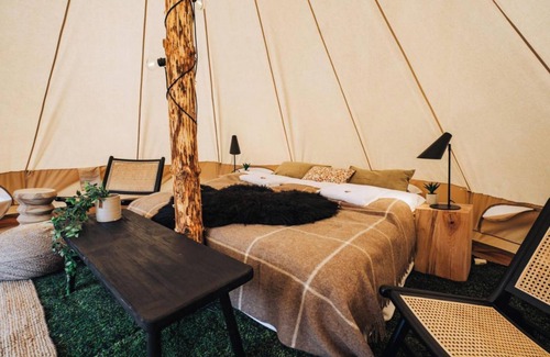 Selfoss House | Lake View Cozy Tents
