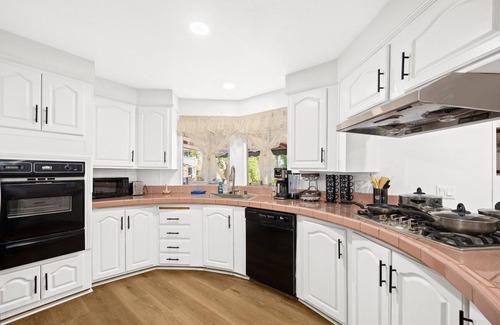 Lake Elsinore House | Lake view/fishing/orchard